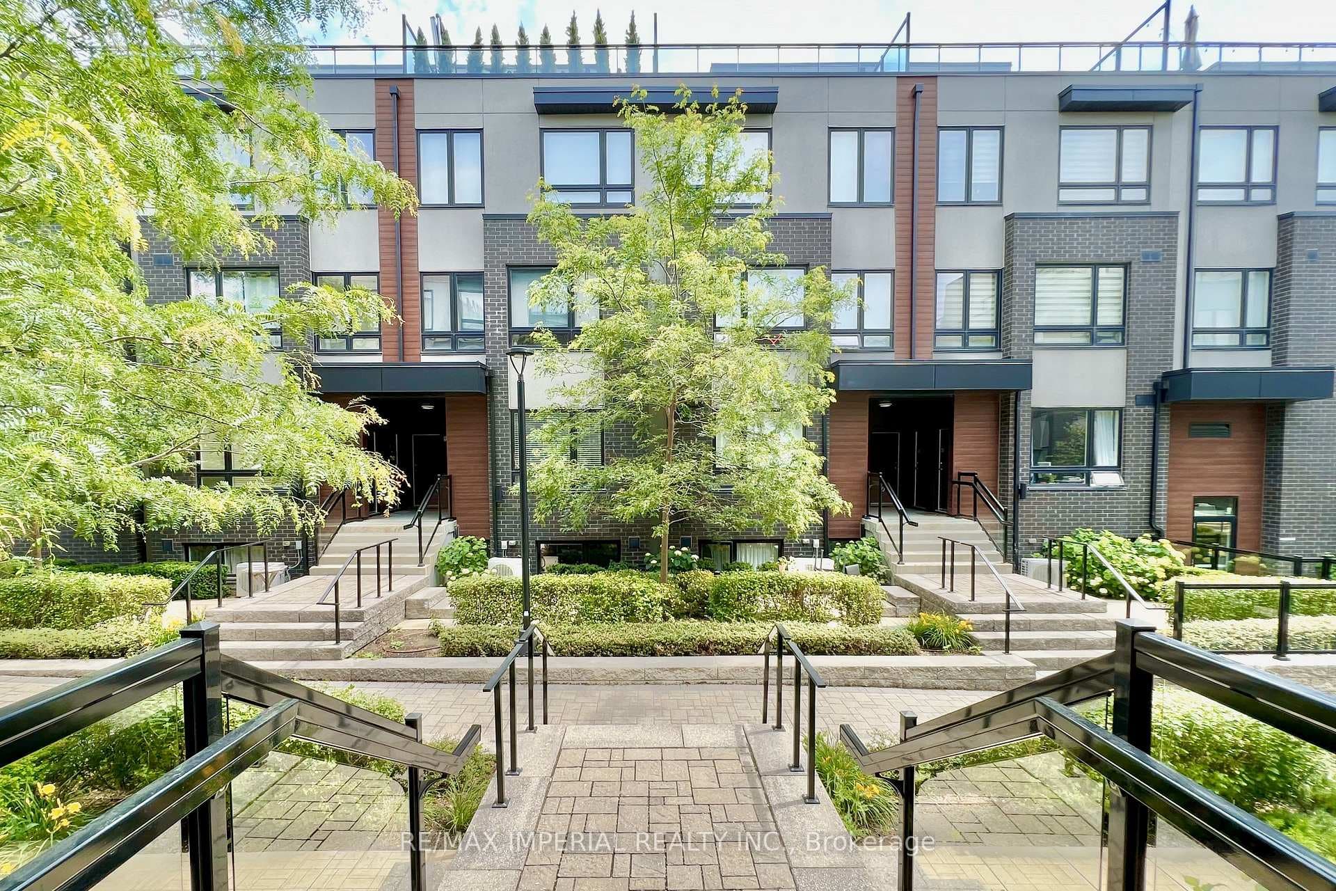 1120 Briar Hill Avenue Unit 201 photo 18