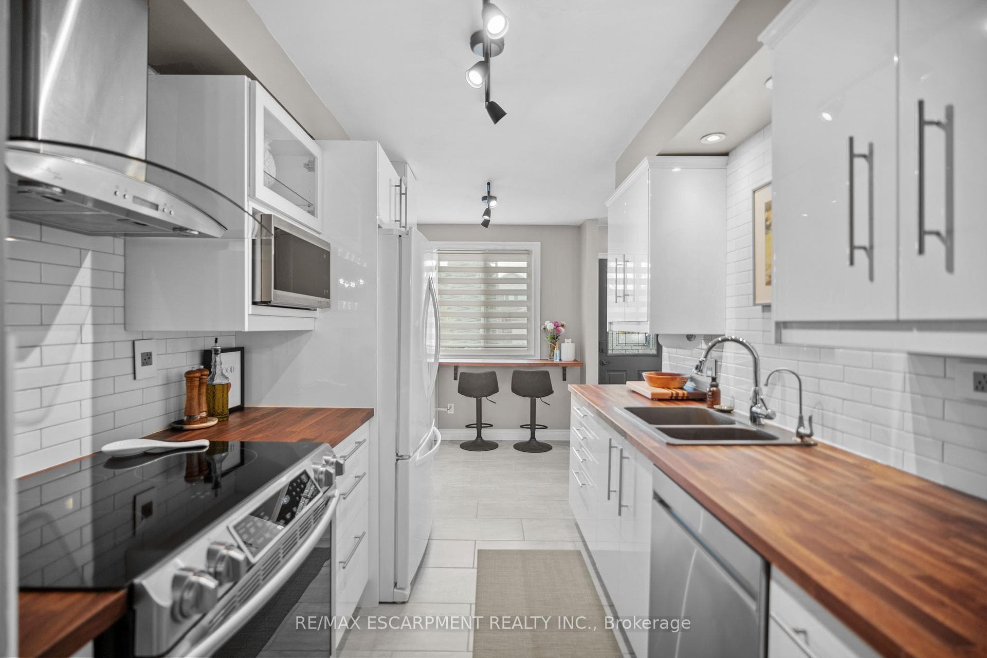 145 Ironwood Road photo 7