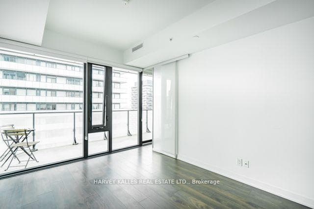 185 Roehampton Avenue Unit 3201 photo 11
