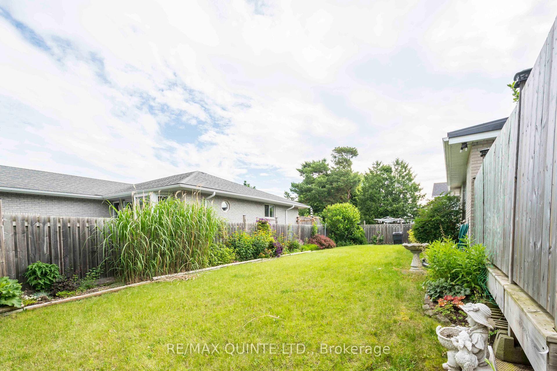 68 Maple Drive photo 34