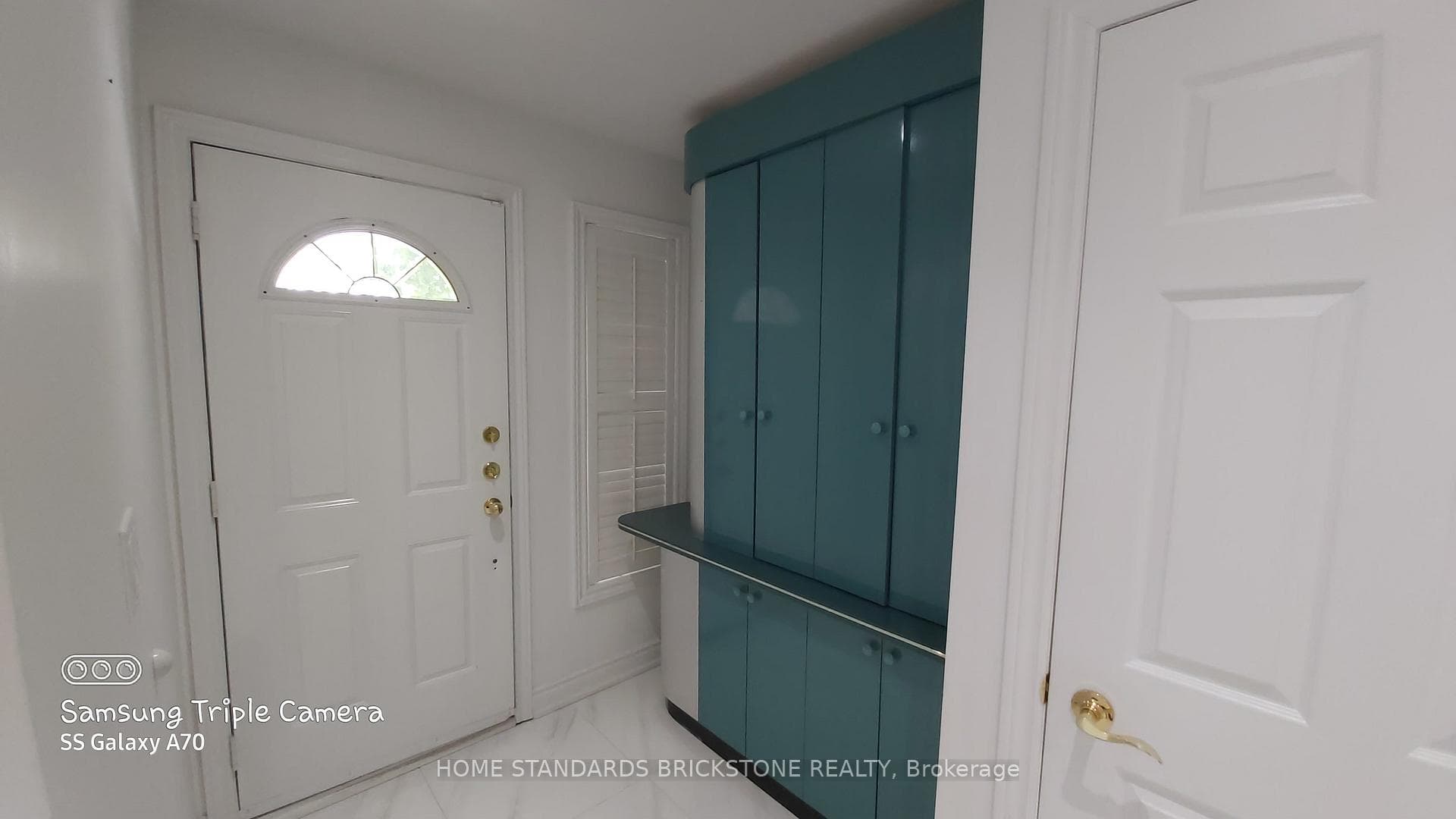 28 Pond Drive photo 1