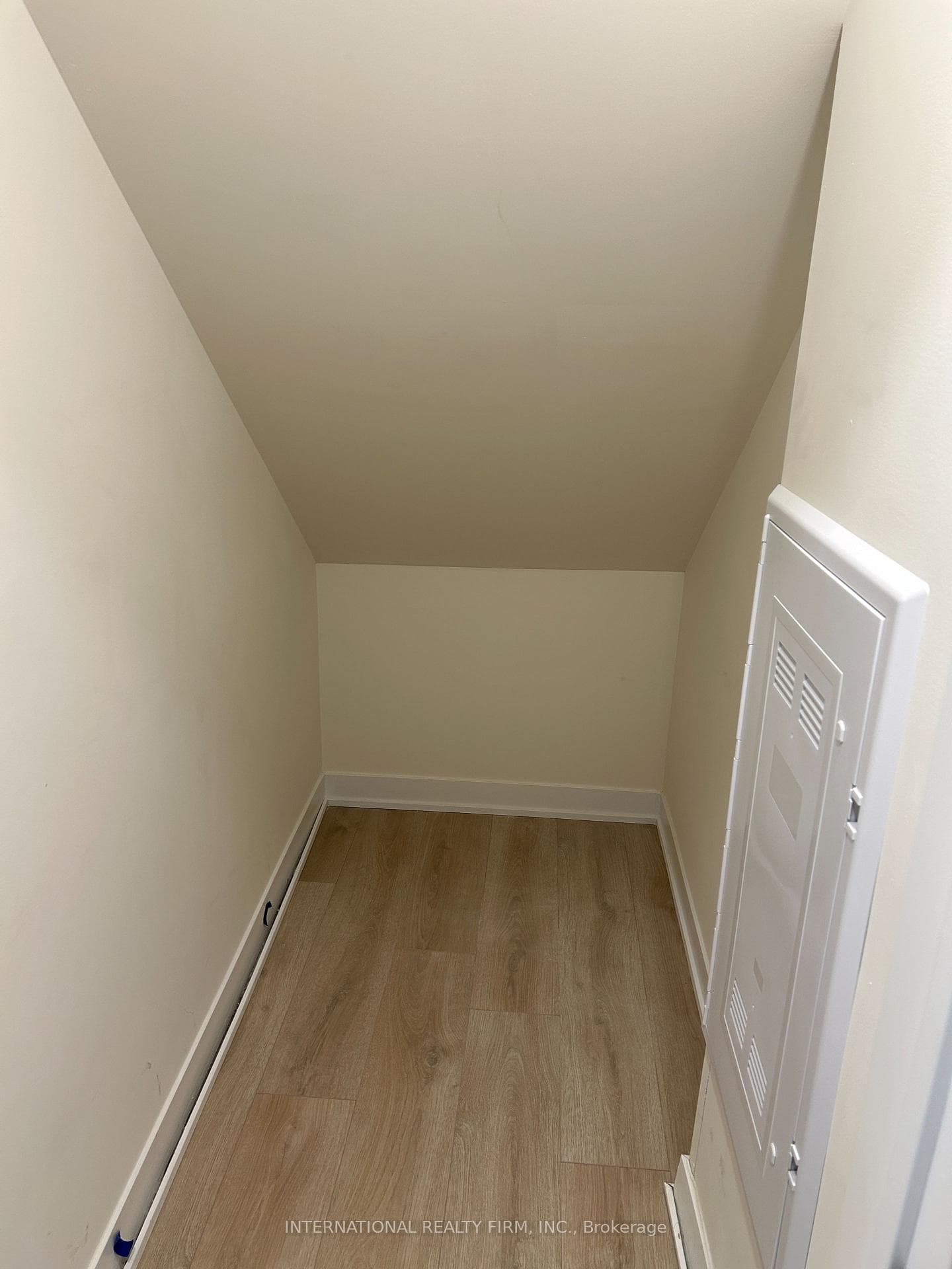 1695 Dersan Street Unit 214 photo 9