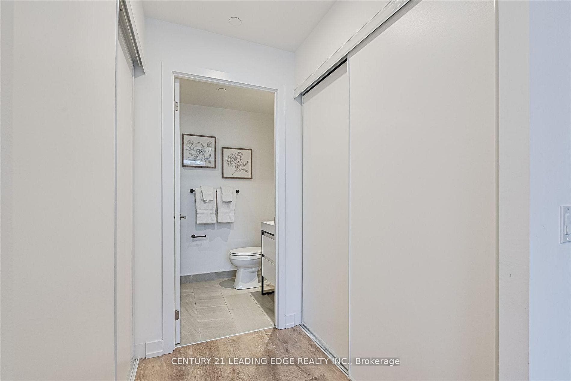 164 Logan Avenue Unit TH127 photo 19
