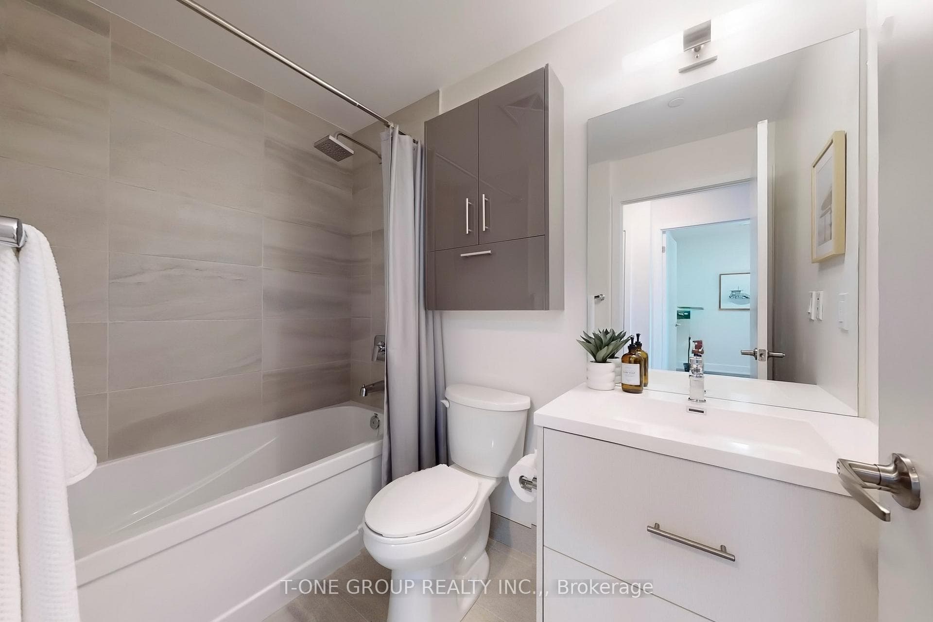 188 Fairview Mall Drive Unit 516 photo 28