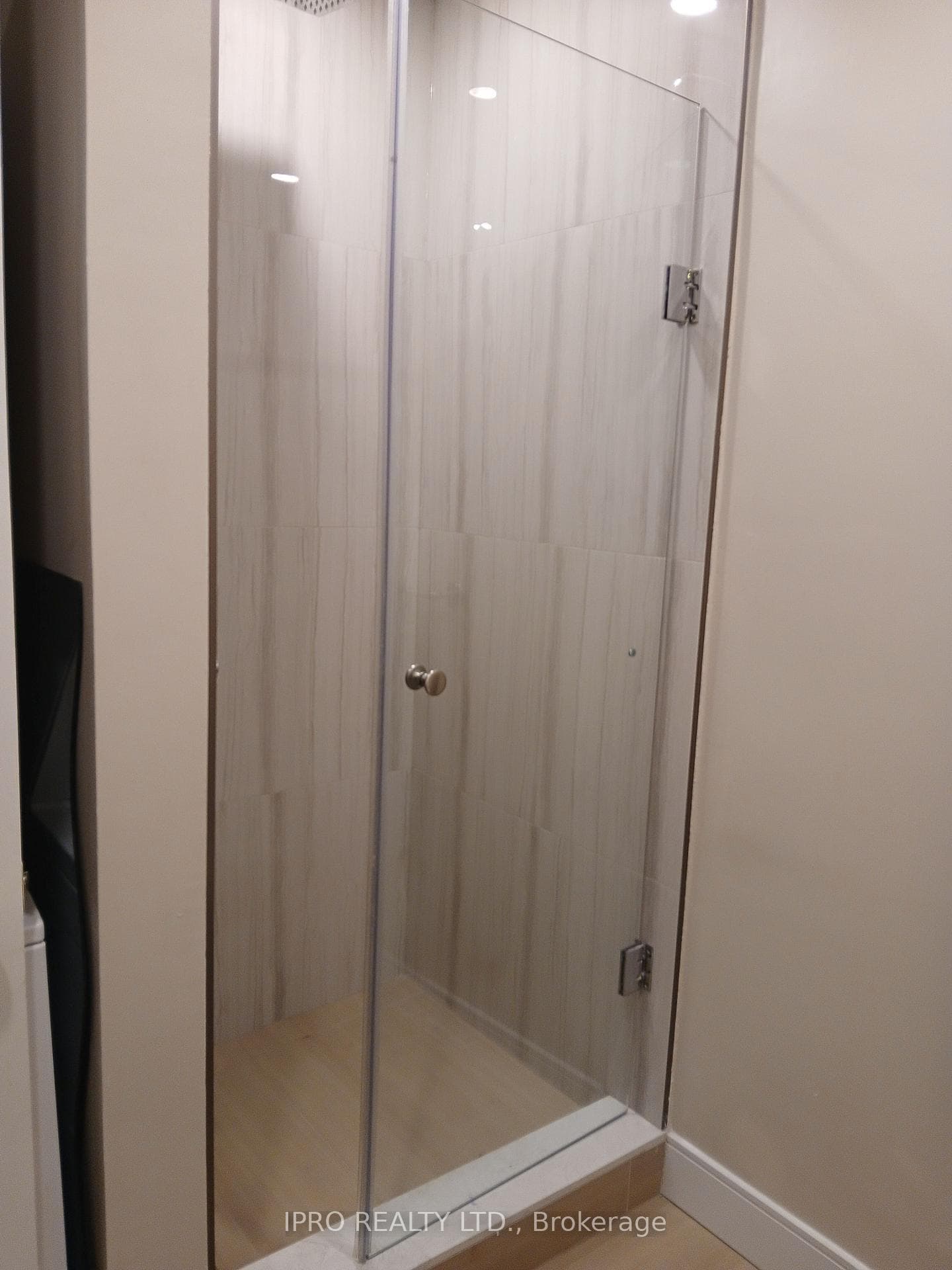 7 Deverell Lane photo 17