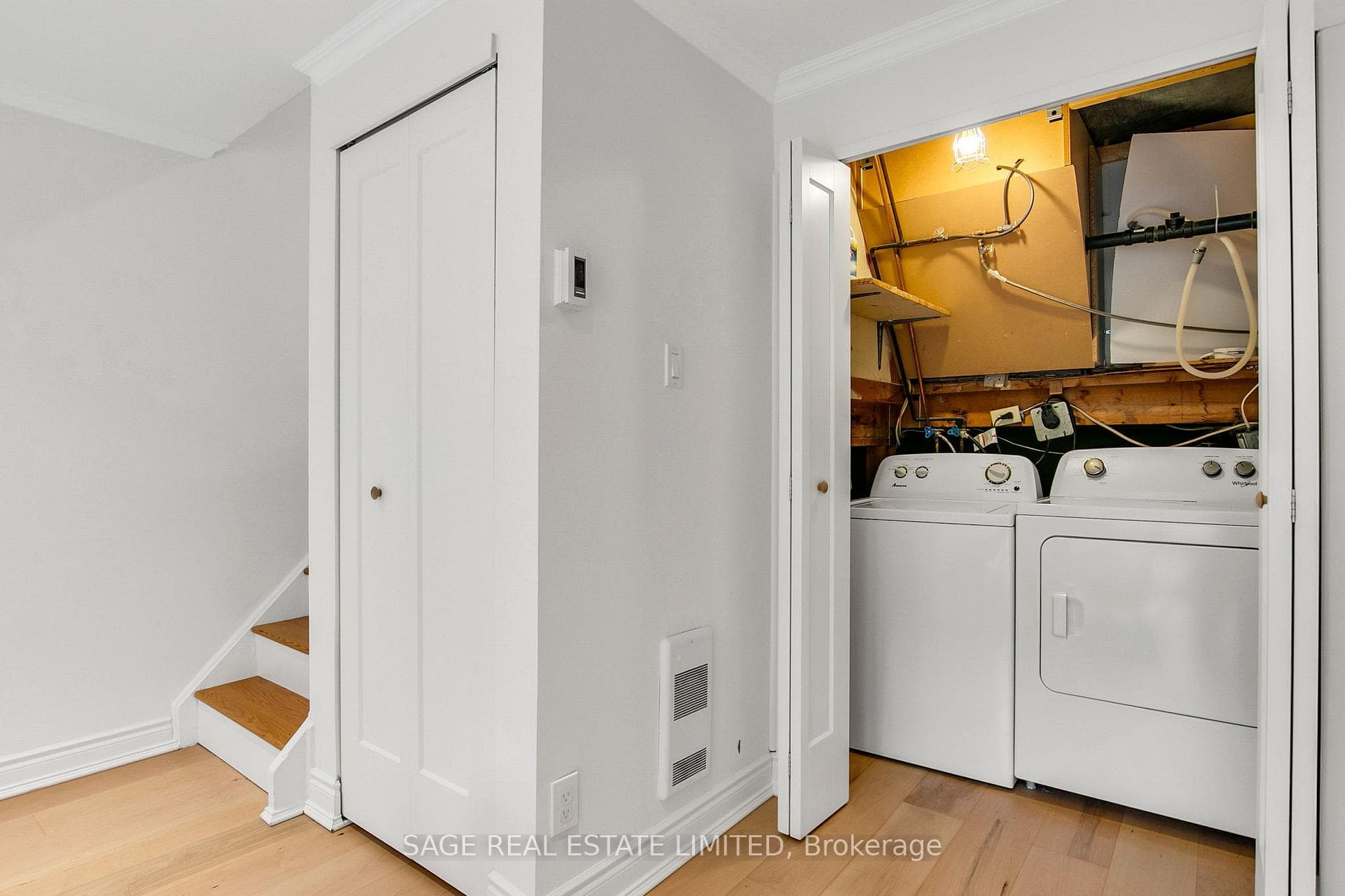 1666 Queen Street Unit 7 photo 27