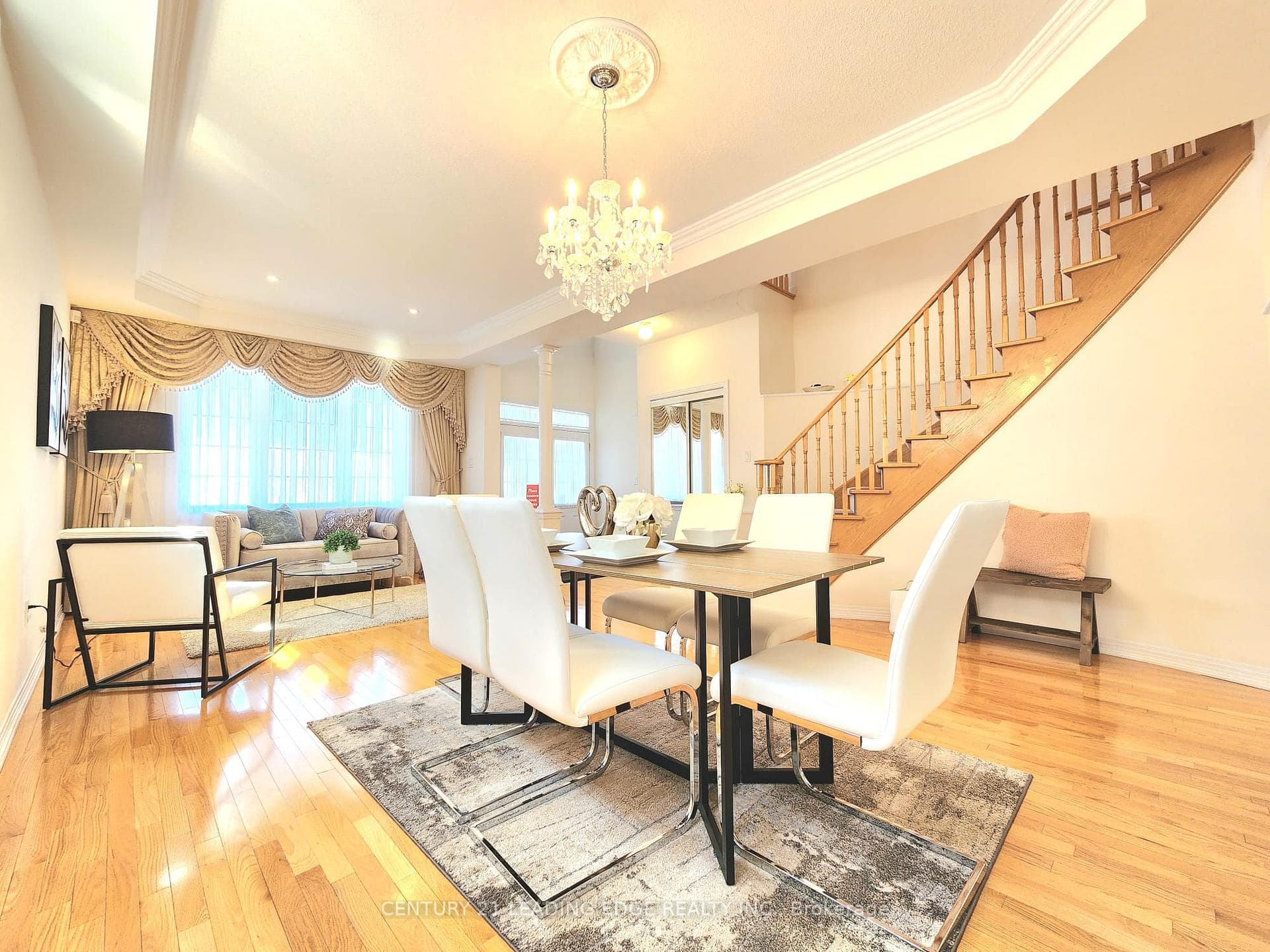 48 Starhill Crescent photo 4