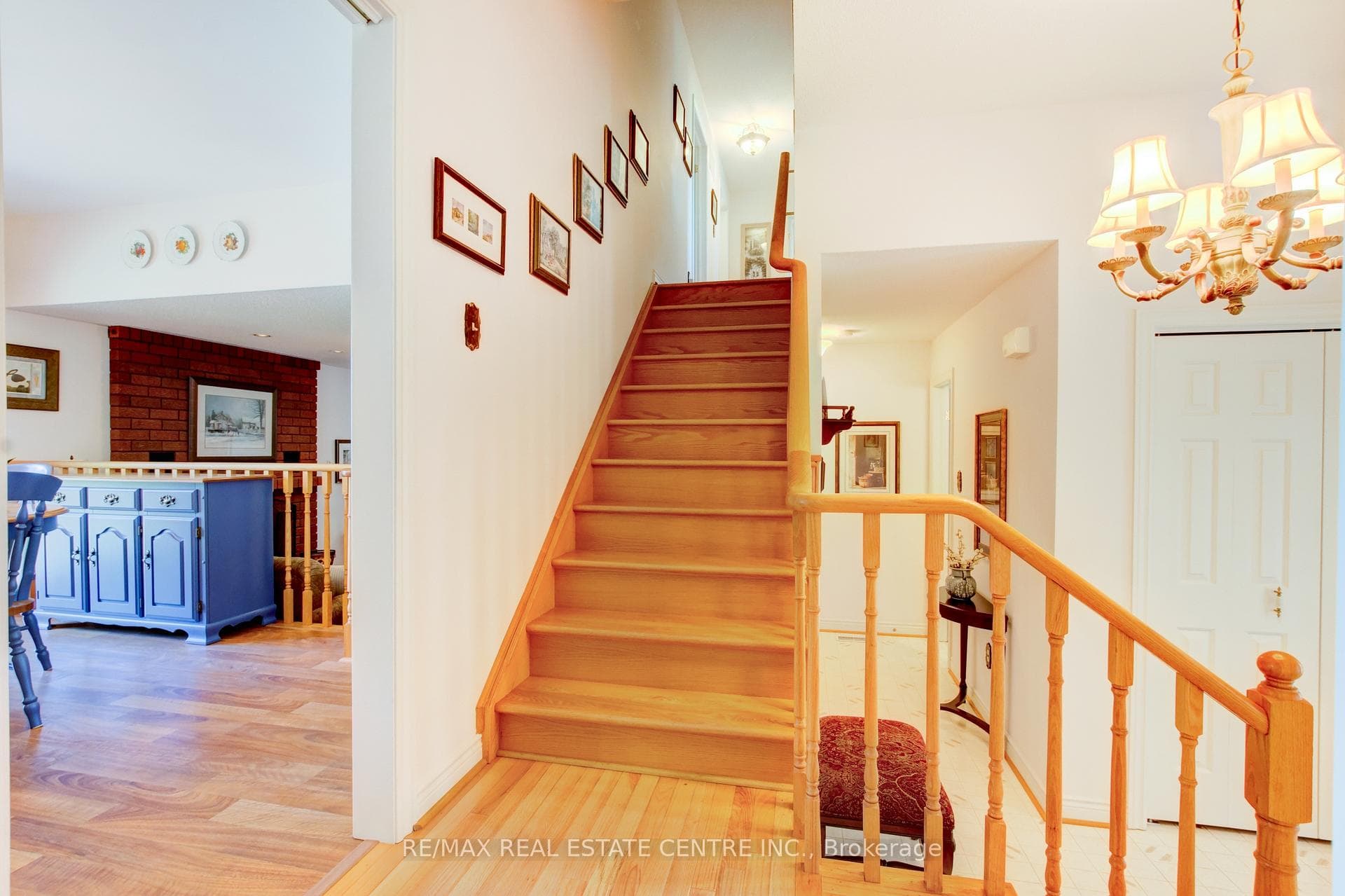 Stairs to upper level