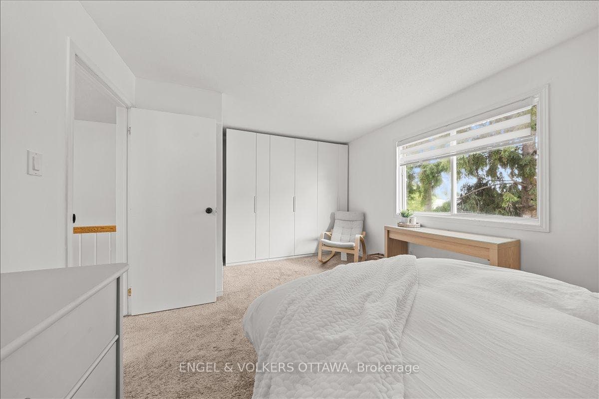 956 Cookshire Crescent Unit 54 photo 21