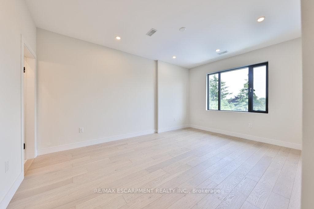 1459 Petrie Way photo 20