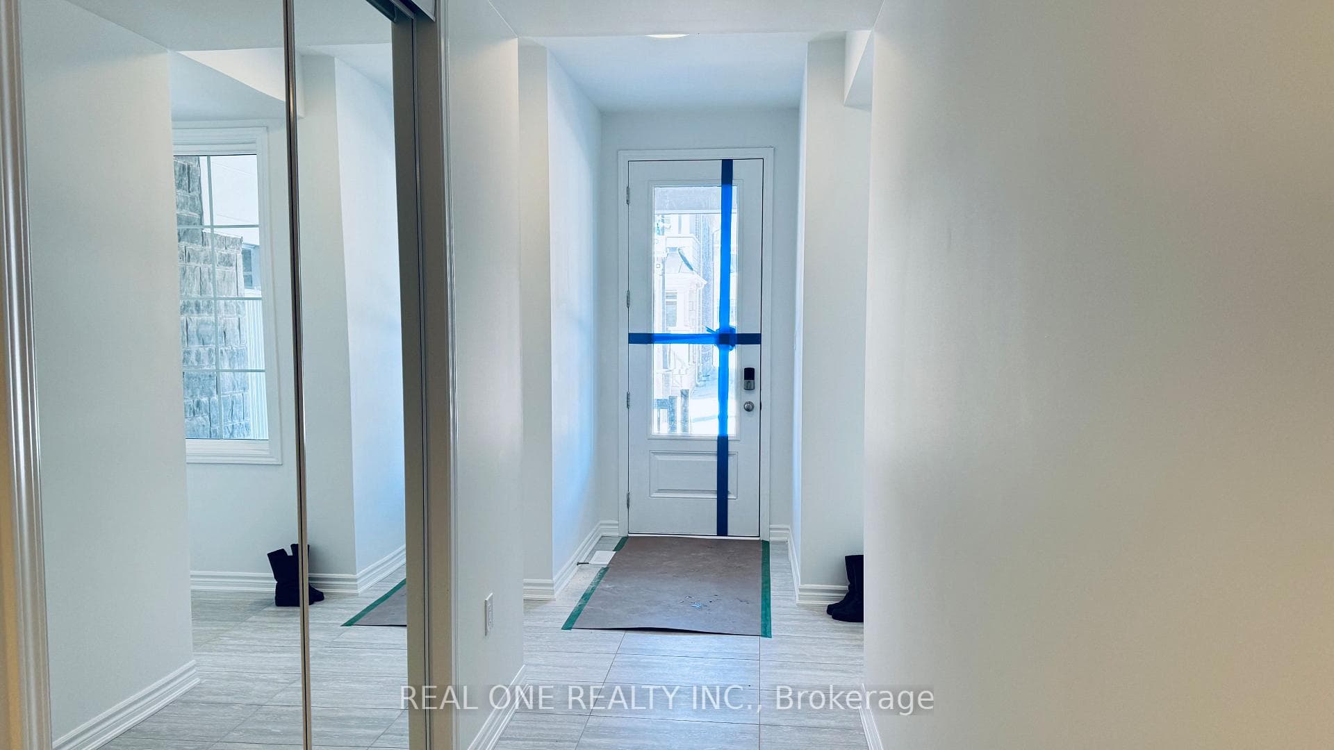1216 Granary Street photo 4