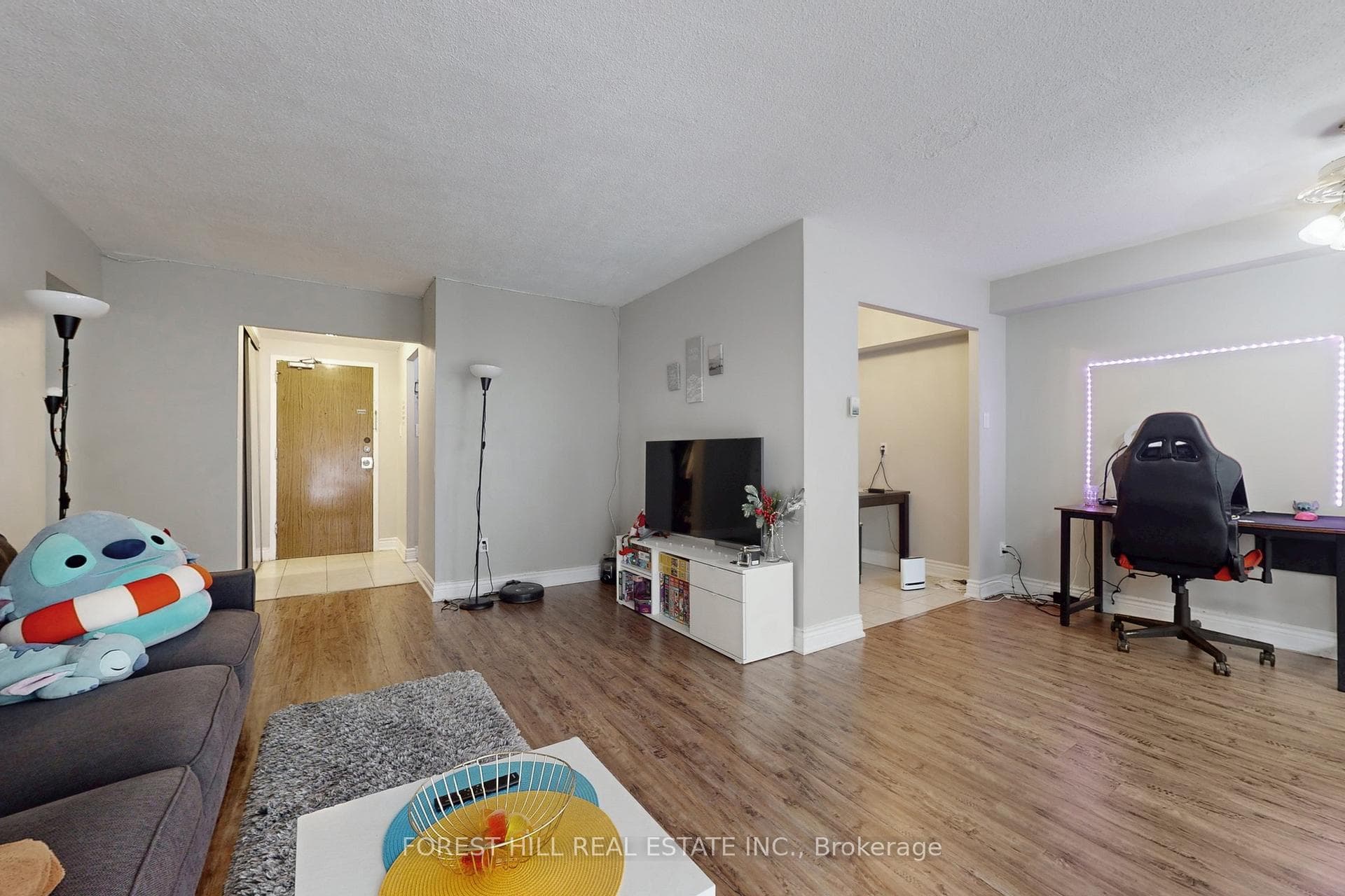 15 London Green Court Unit 308 photo 14