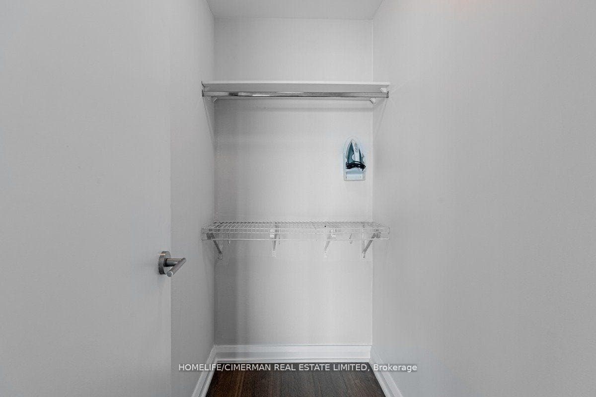 155 Yorkville Avenue Unit 3001 photo 22