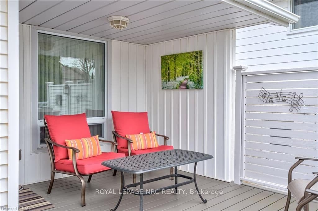 42 BRIMLEY Crescent photo 36
