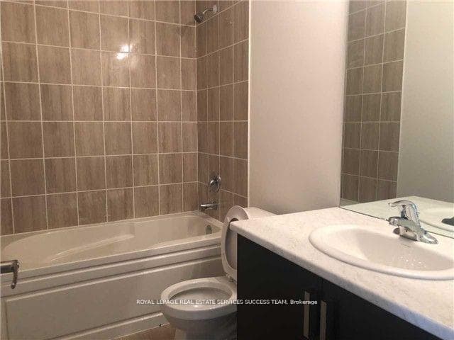 118 Pageant Avenue photo 4