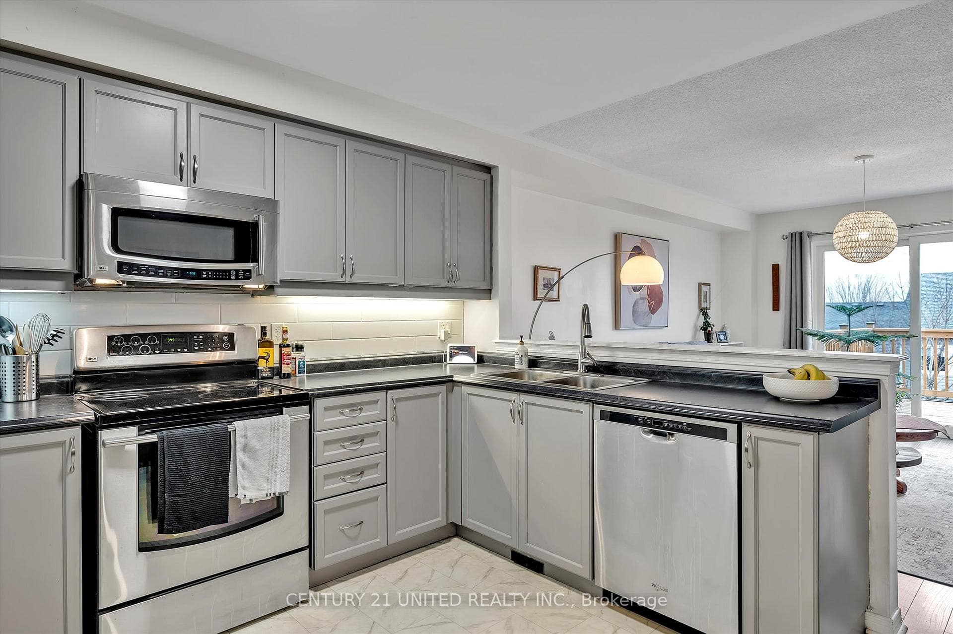 535 Garbutt Terrace photo 8