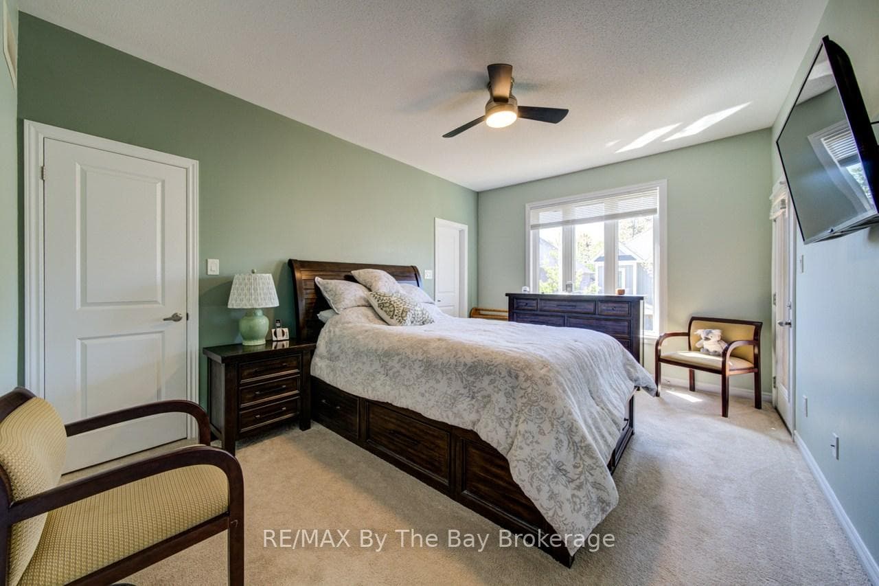100 ALLEGRA Drive photo 22