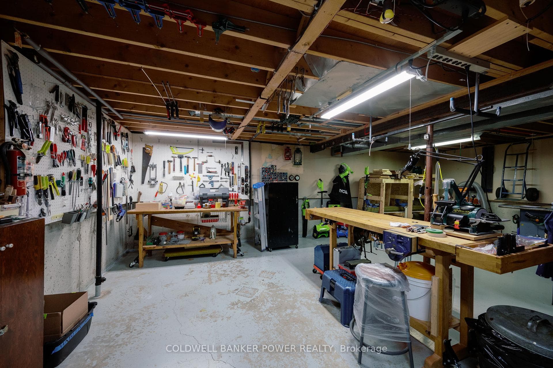 359 Speight Boulevard photo 18