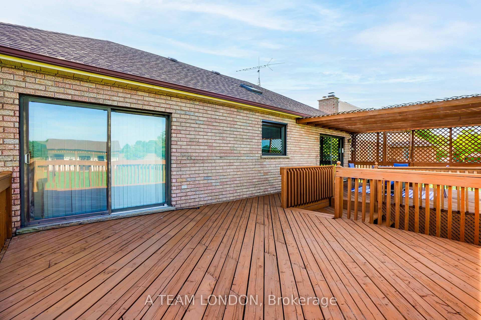 9788 Tower Road photo 27