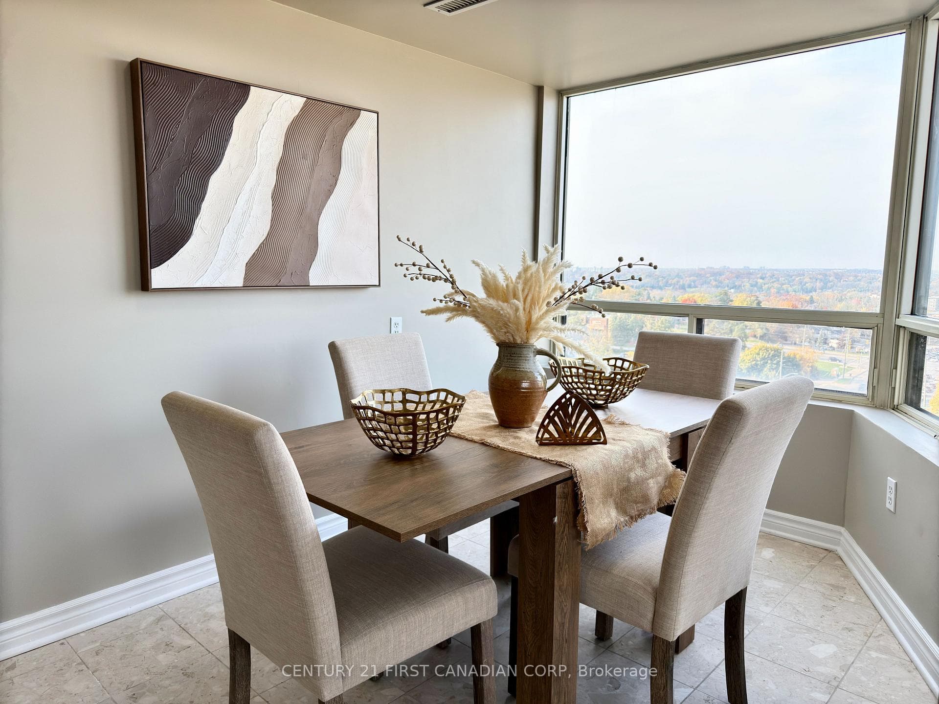 744 Wonderland Road Unit 1203 photo 8