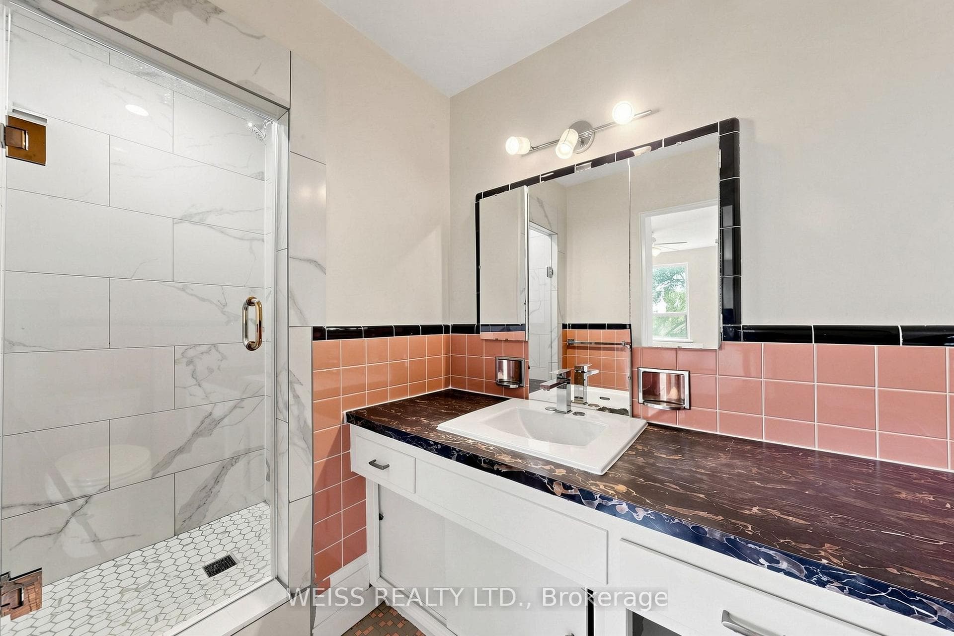 17 Fraserwood Avenue Unit 4 photo 21