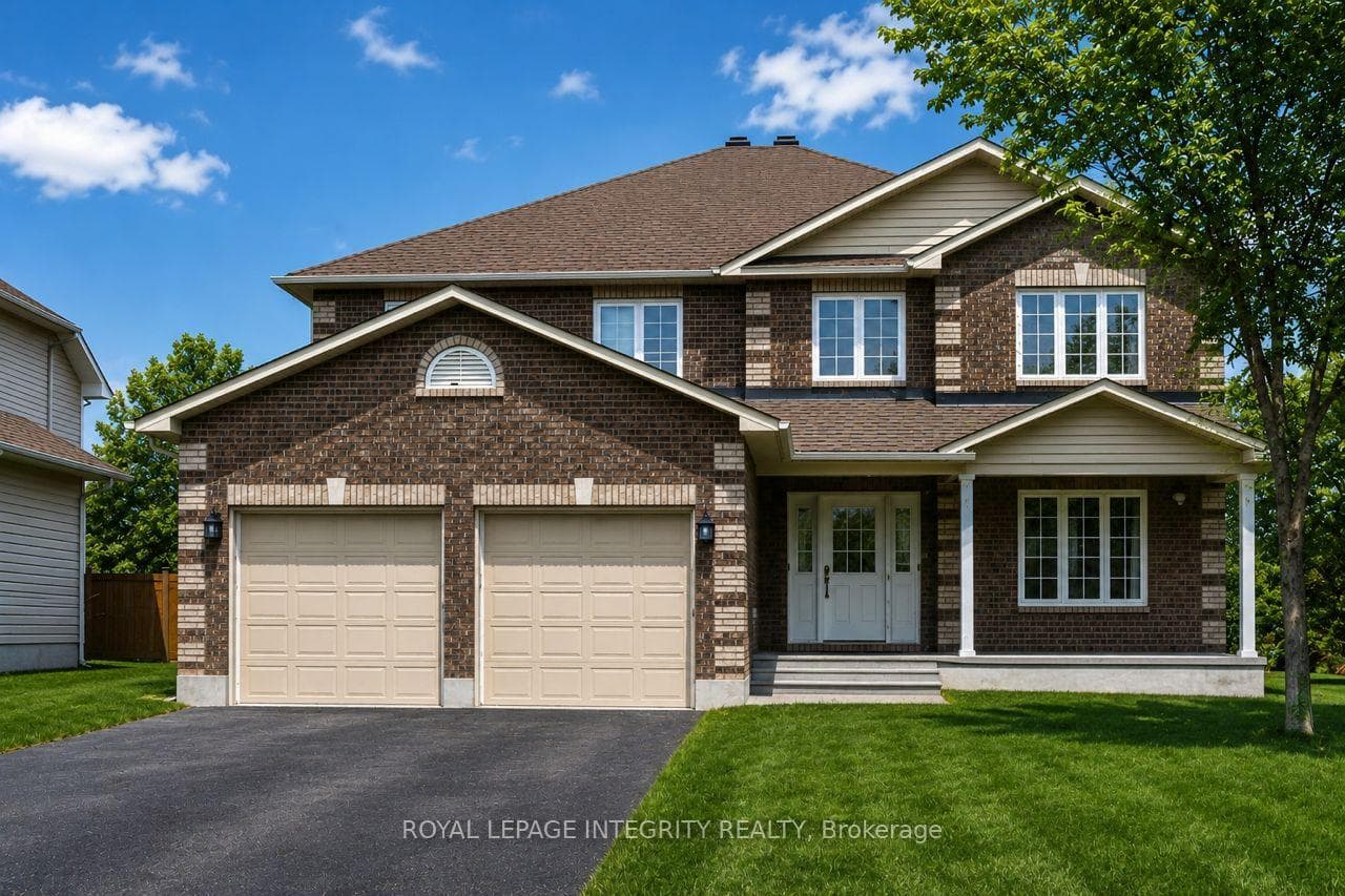 111 Comba Drive photo 1