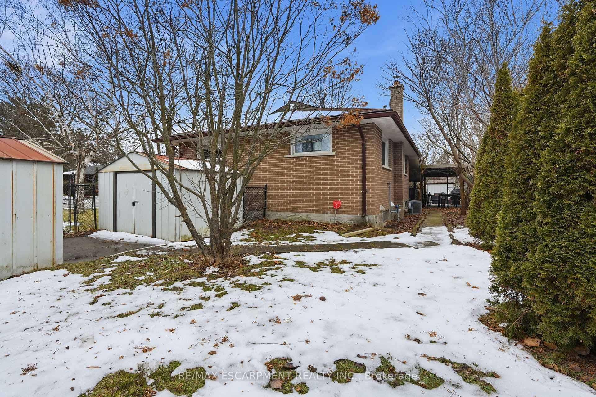 16 Alison Avenue photo 41