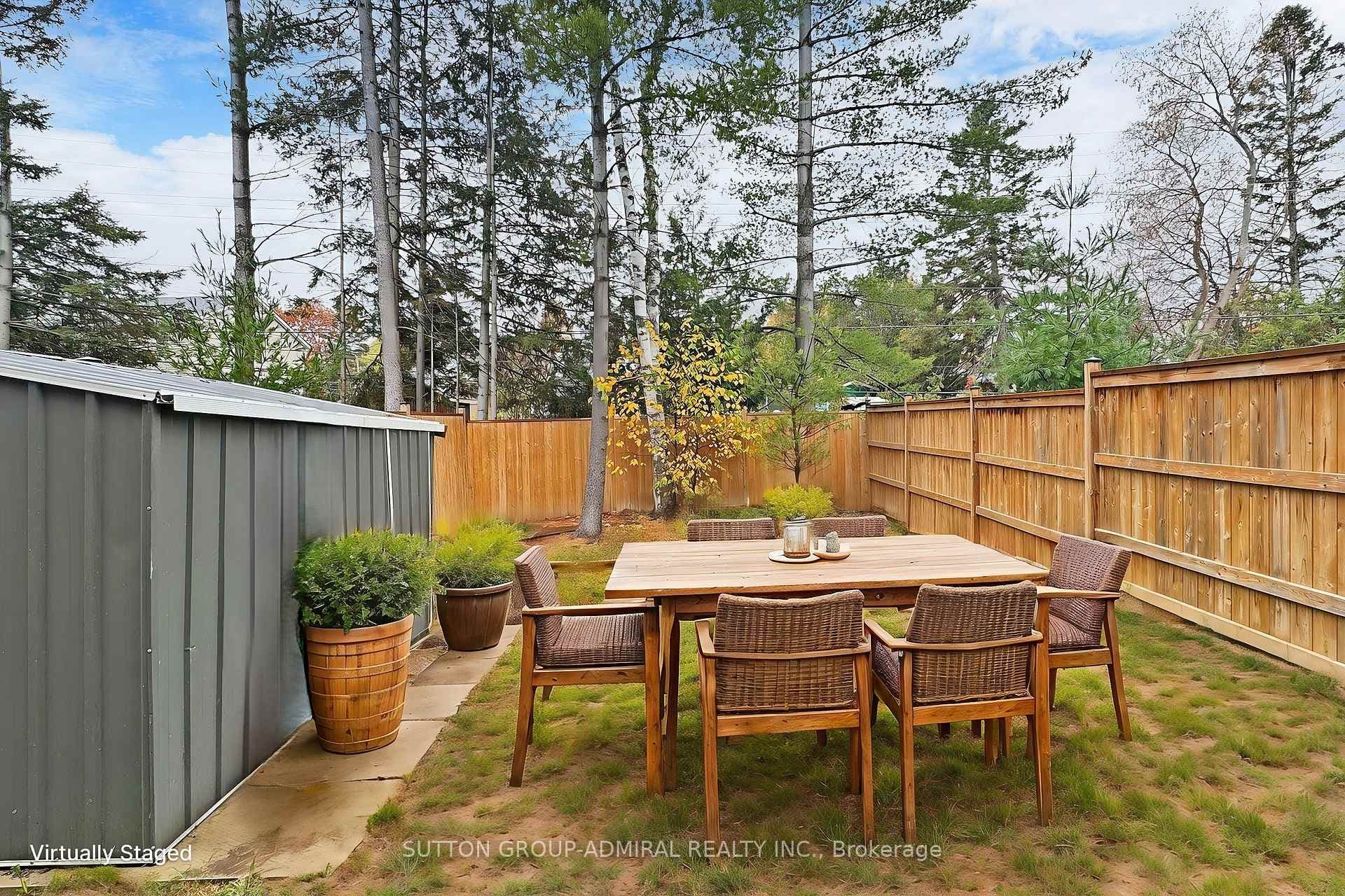 22 Greenwood Drive photo 16