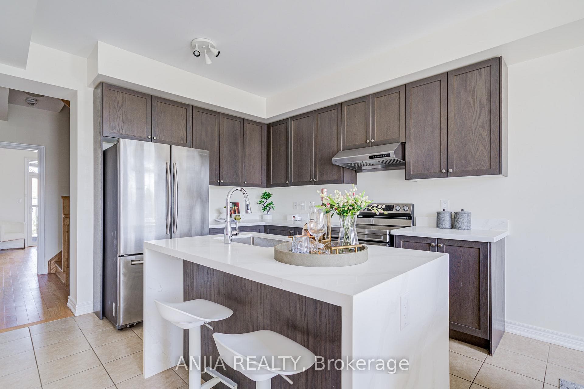 9349 Kennedy Road photo 16
