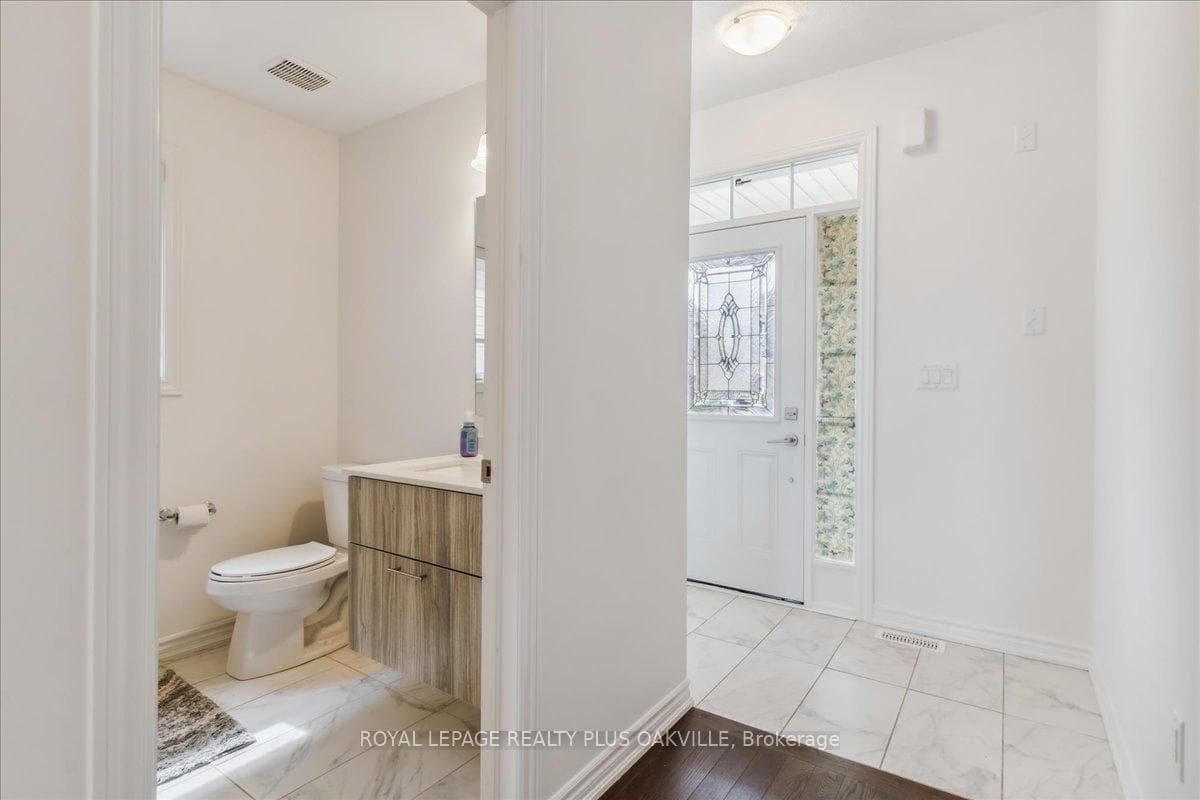 442 Bergamot Avenue photo 13