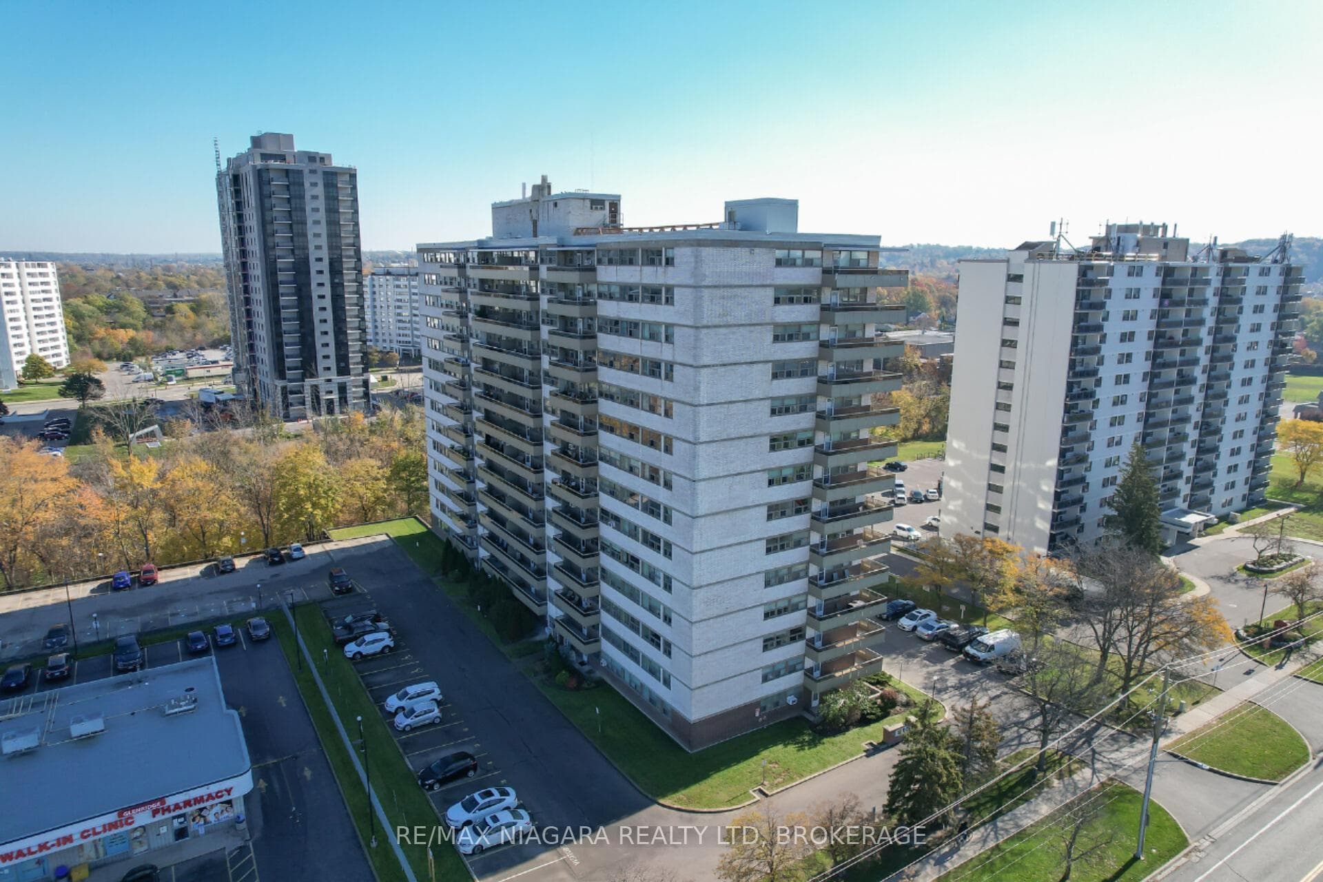 215 Glenridge Avenue Unit 805 photo 32