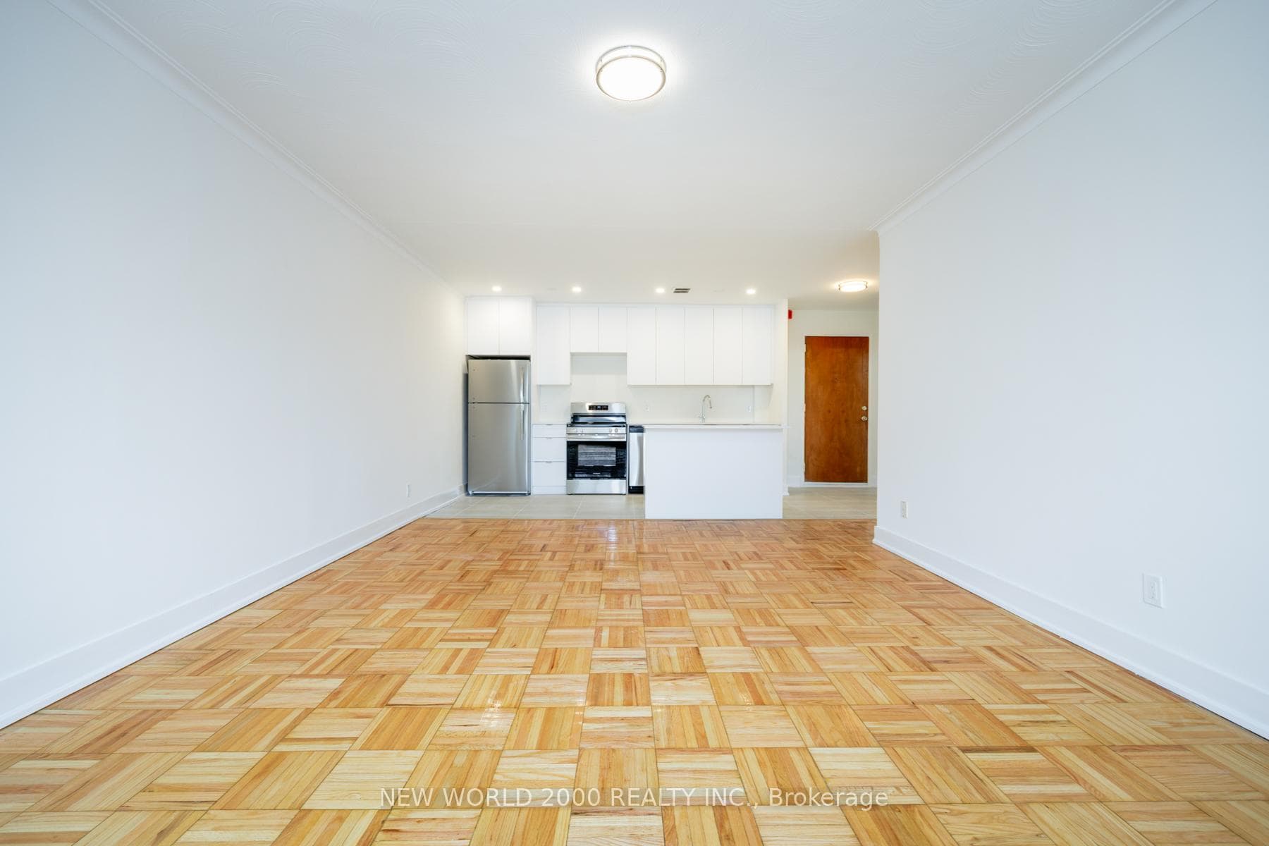 49 Glen Elm Avenue Unit 413 photo 11