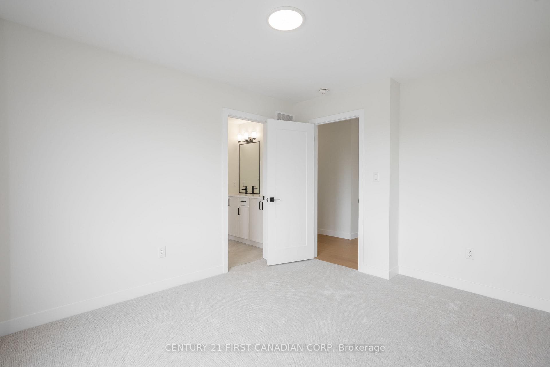 1378 Shields Place photo 34