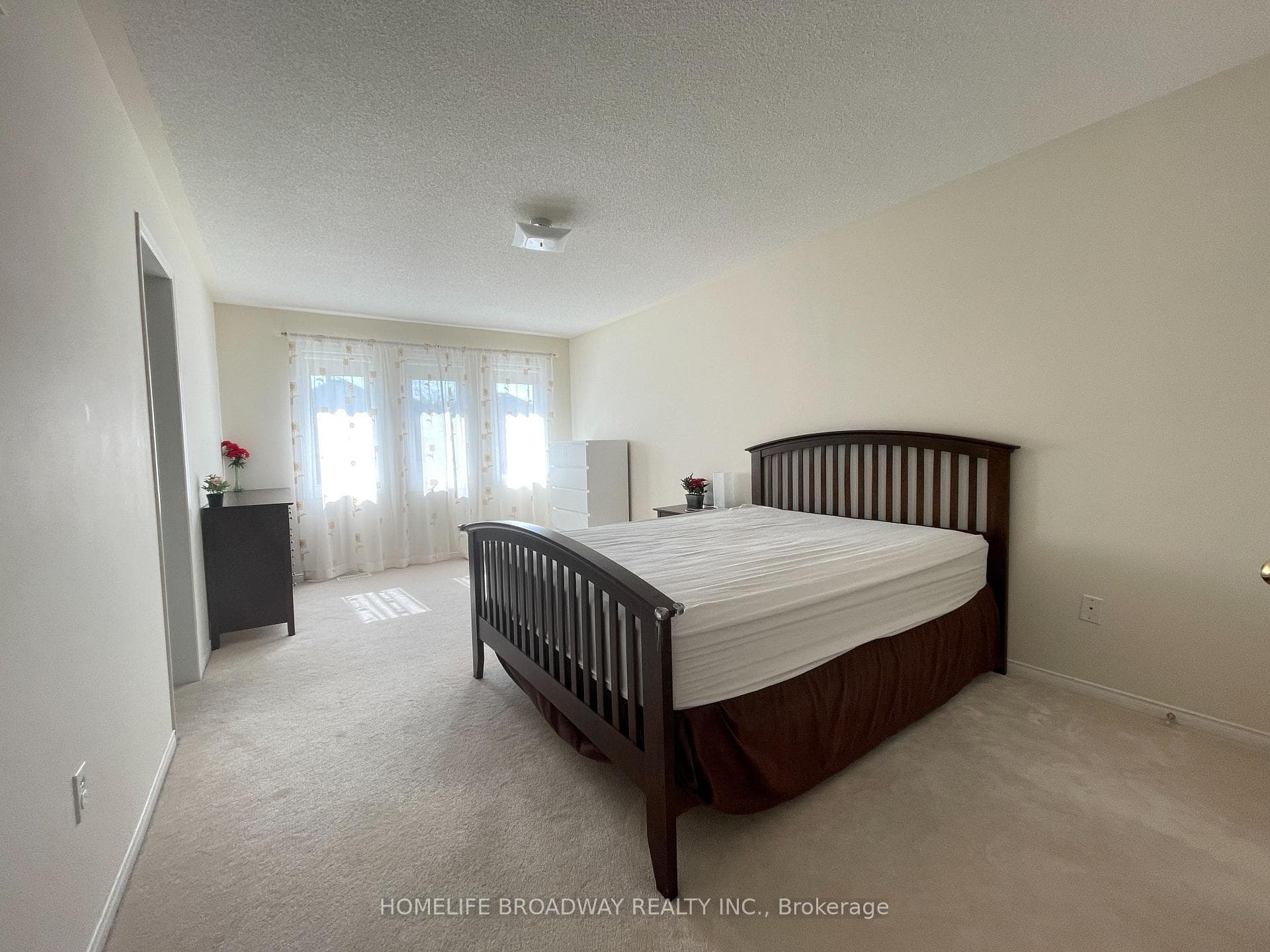 800 Cornell Rouge Boulevard photo 12