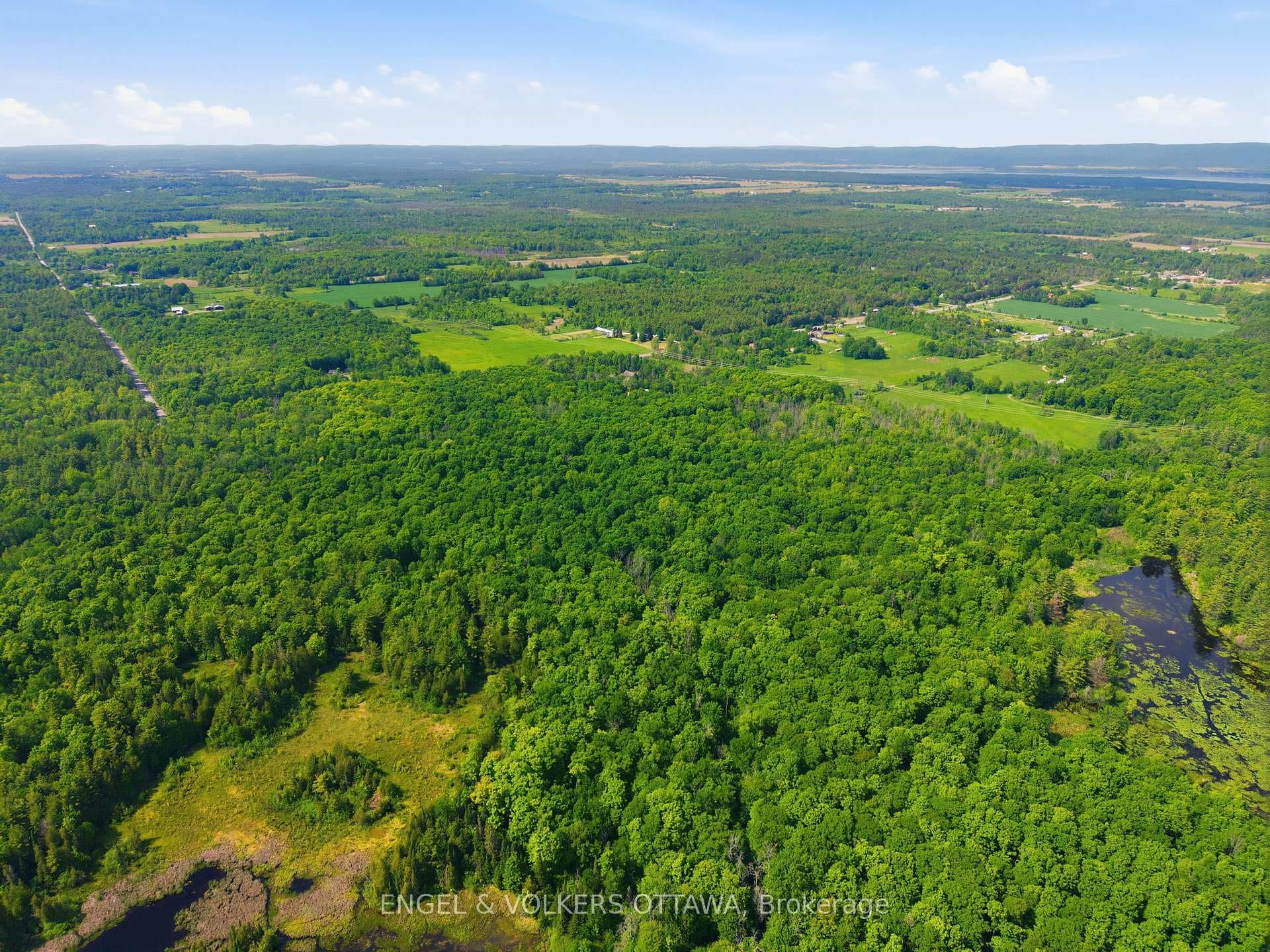 00 Kinburn Side Road photo 6