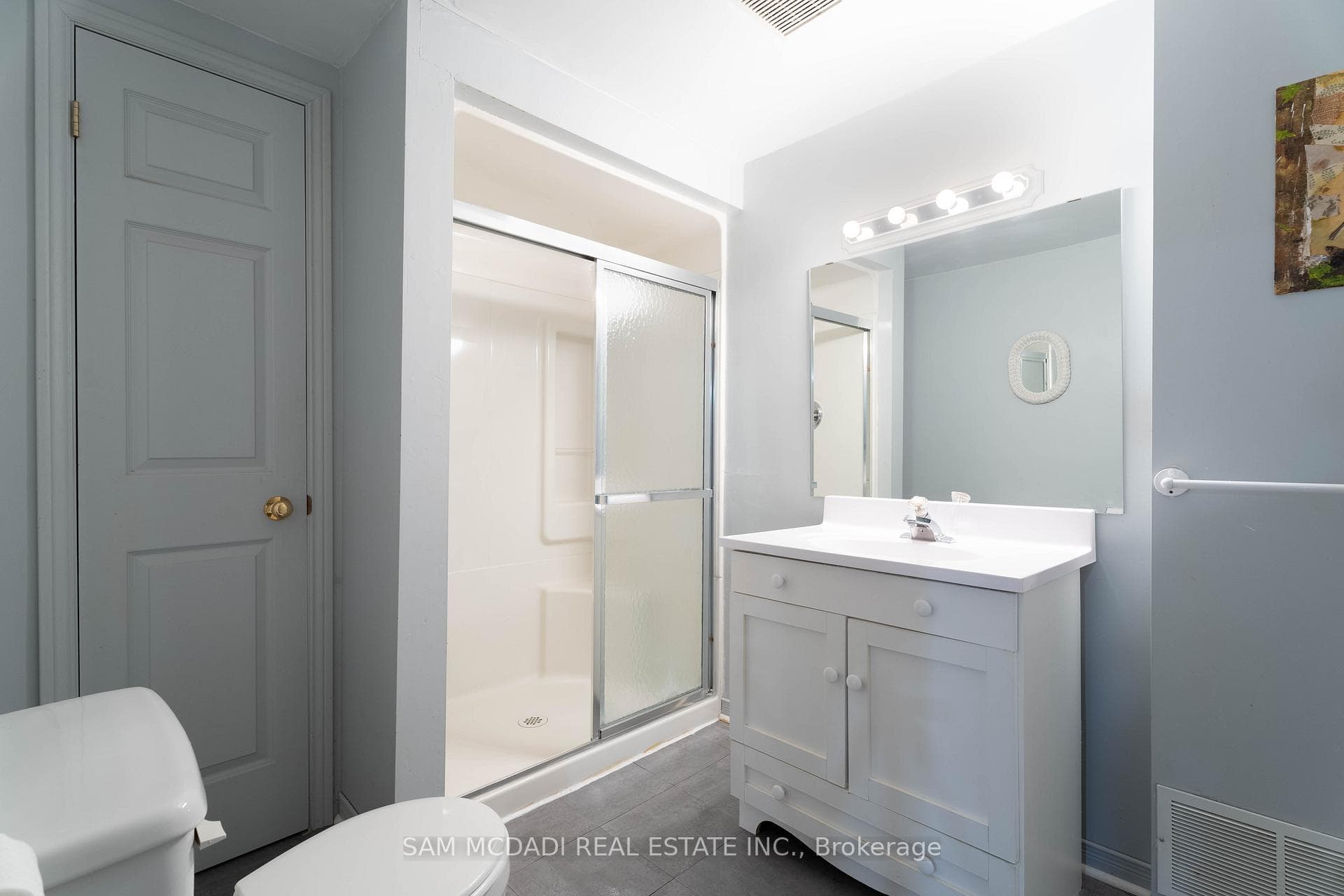 4556 Donegal Drive photo 32