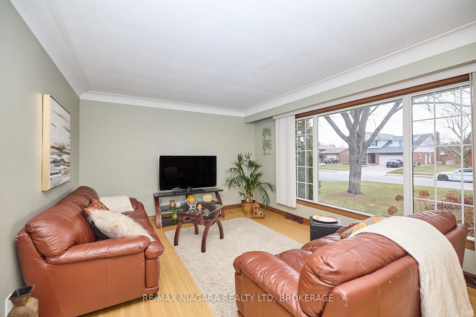 27 Walts Street photo 6