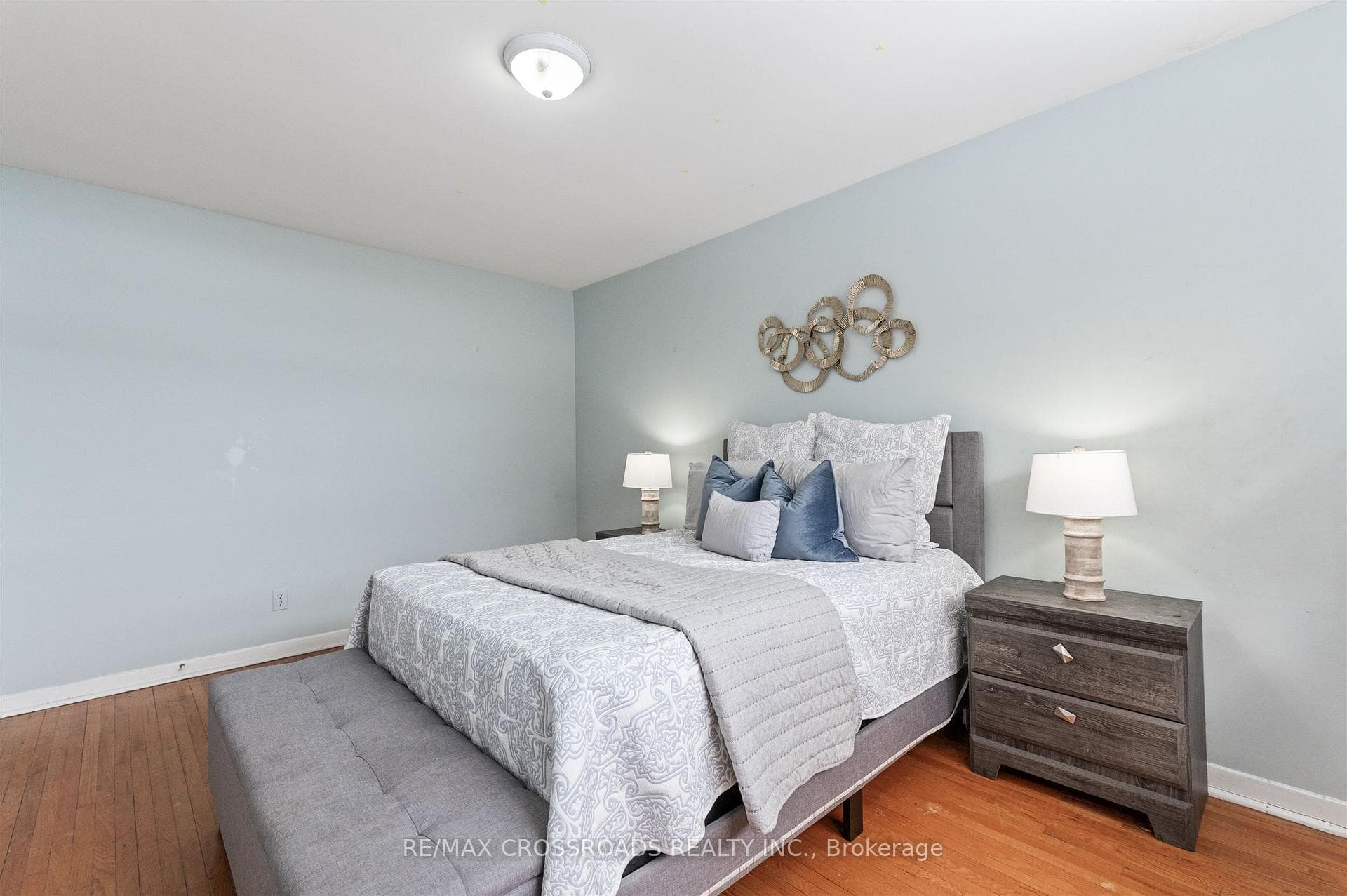 98 Willowridge Road photo 25