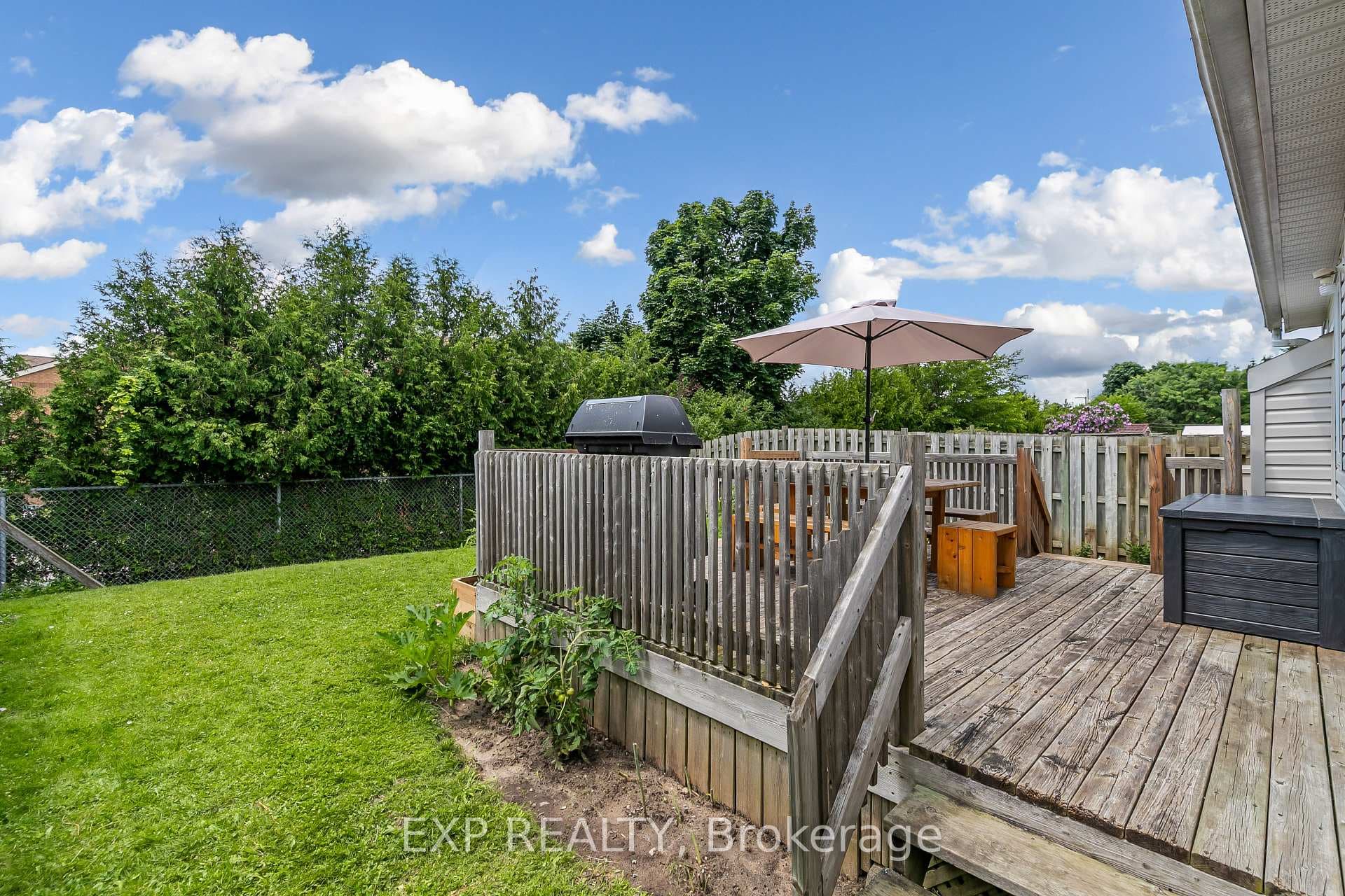 64 Killarney Crescent photo 33