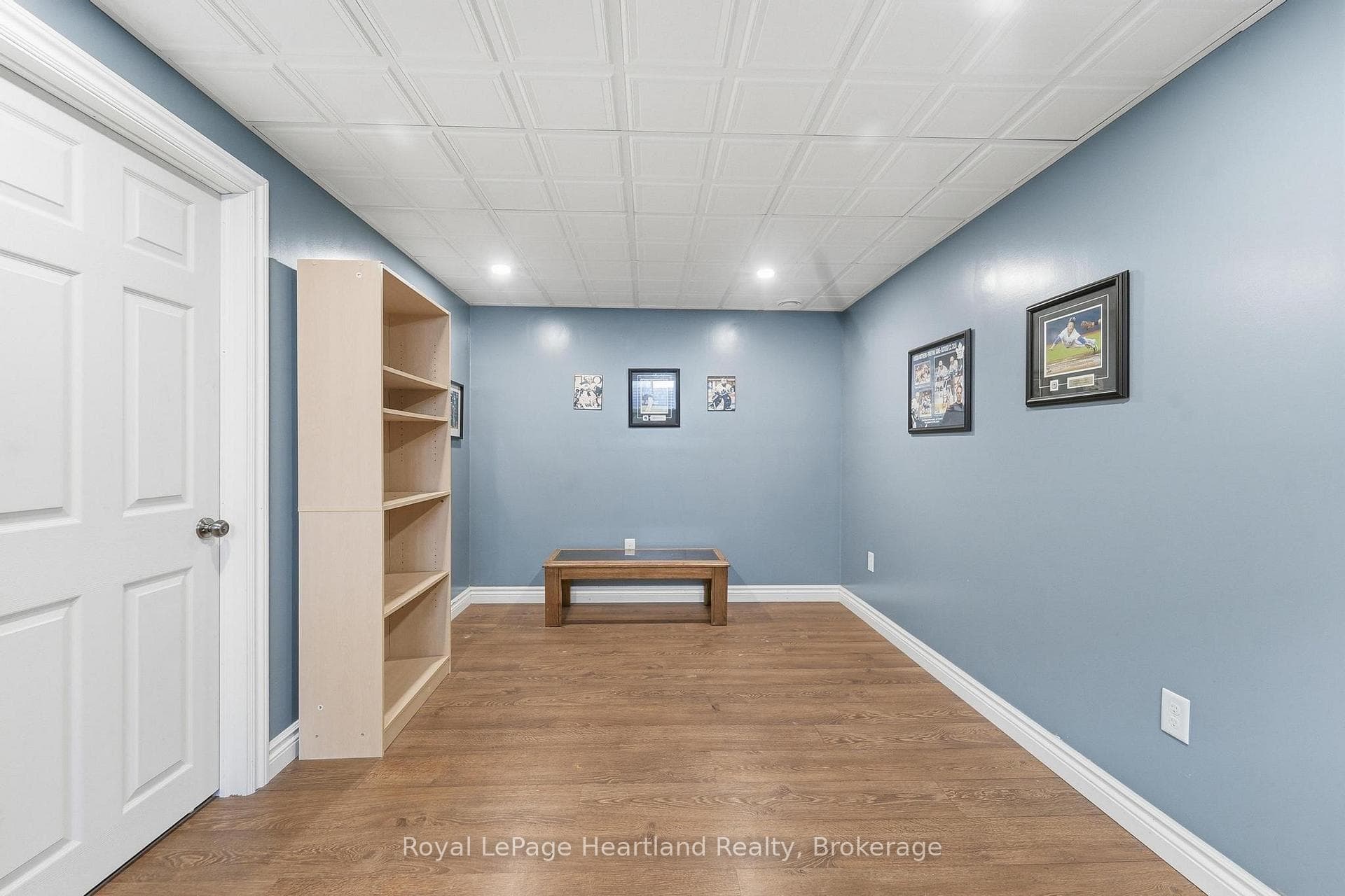 480 Mowat Street photo 24