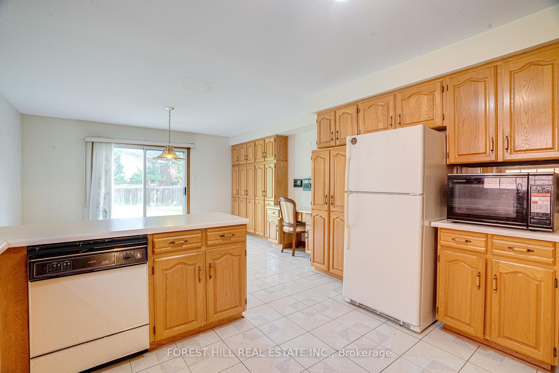487 Palmer Avenue photo 12