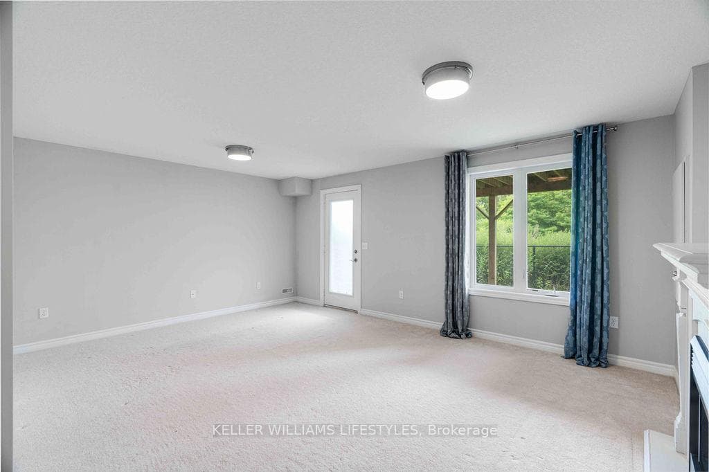 1010 Fanshawe Park Road Unit 91 photo 26