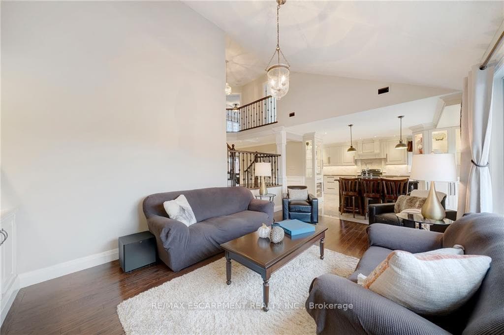 48 Hillgarden Drive photo 16