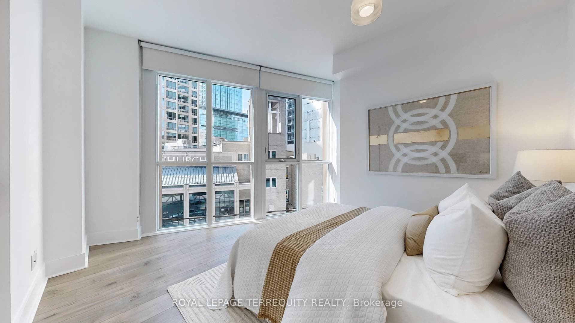 32 Davenport Road Unit 313 photo 19