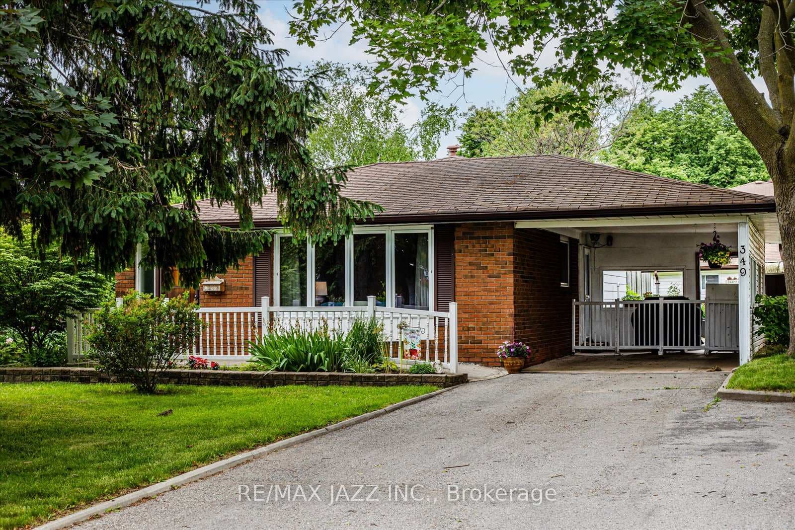 349 Lorindale Drive photo 1
