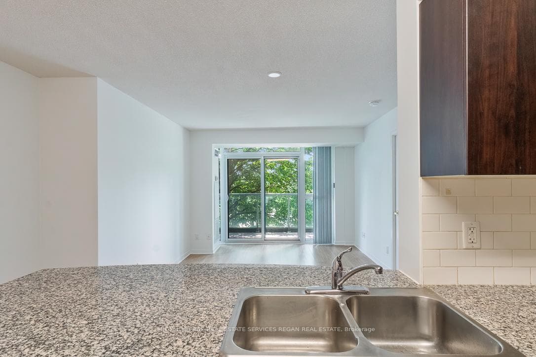 4900 Glen Erin Drive Unit 207 photo 8