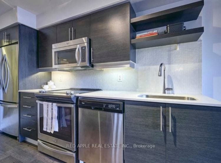 400 Adelaide Street Unit 716 photo 9