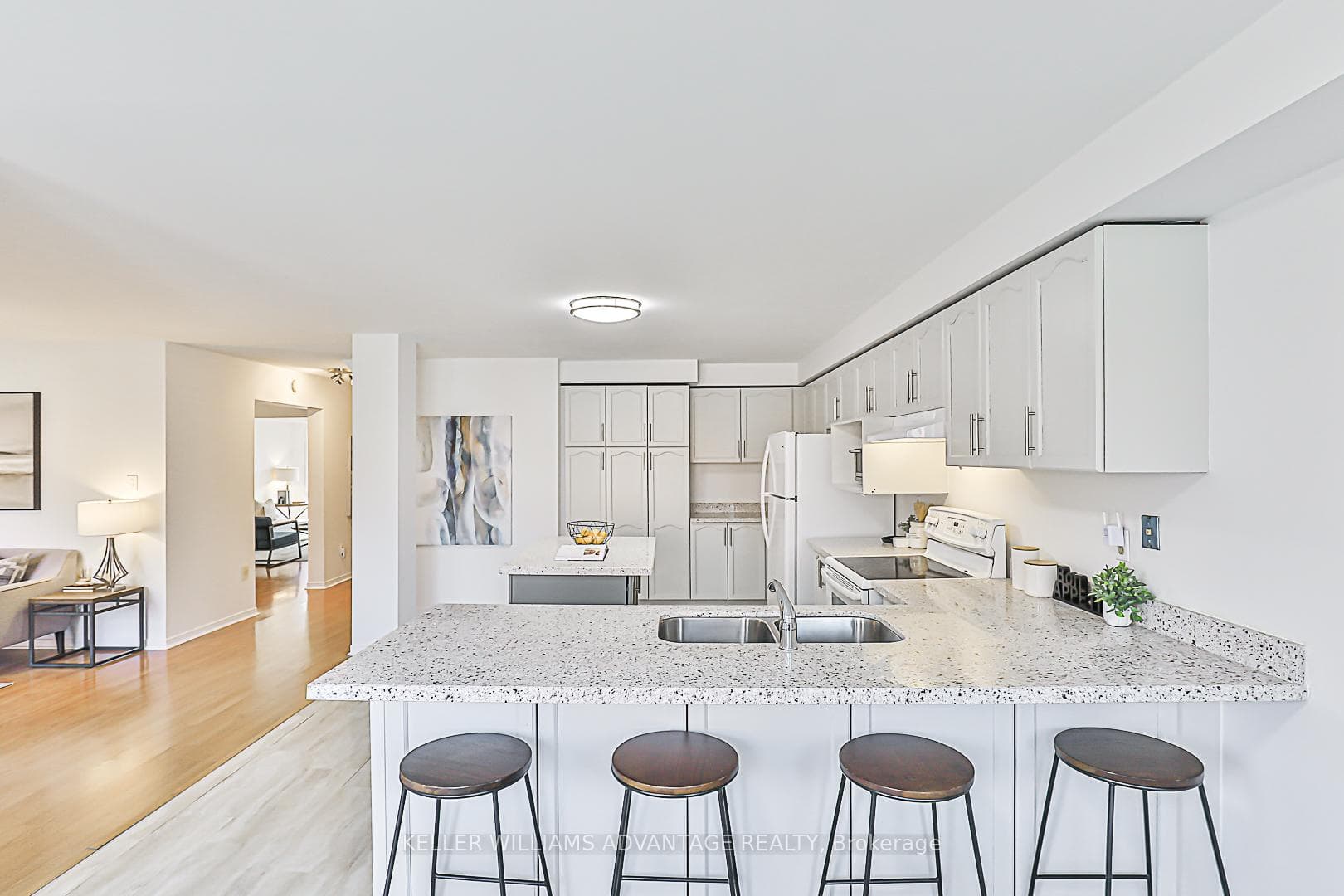 21 Mapson Crescent photo 20