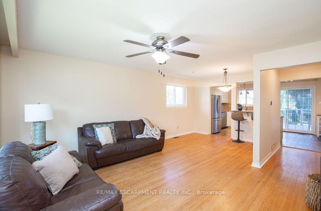 1431 Lewisham Drive photo 15