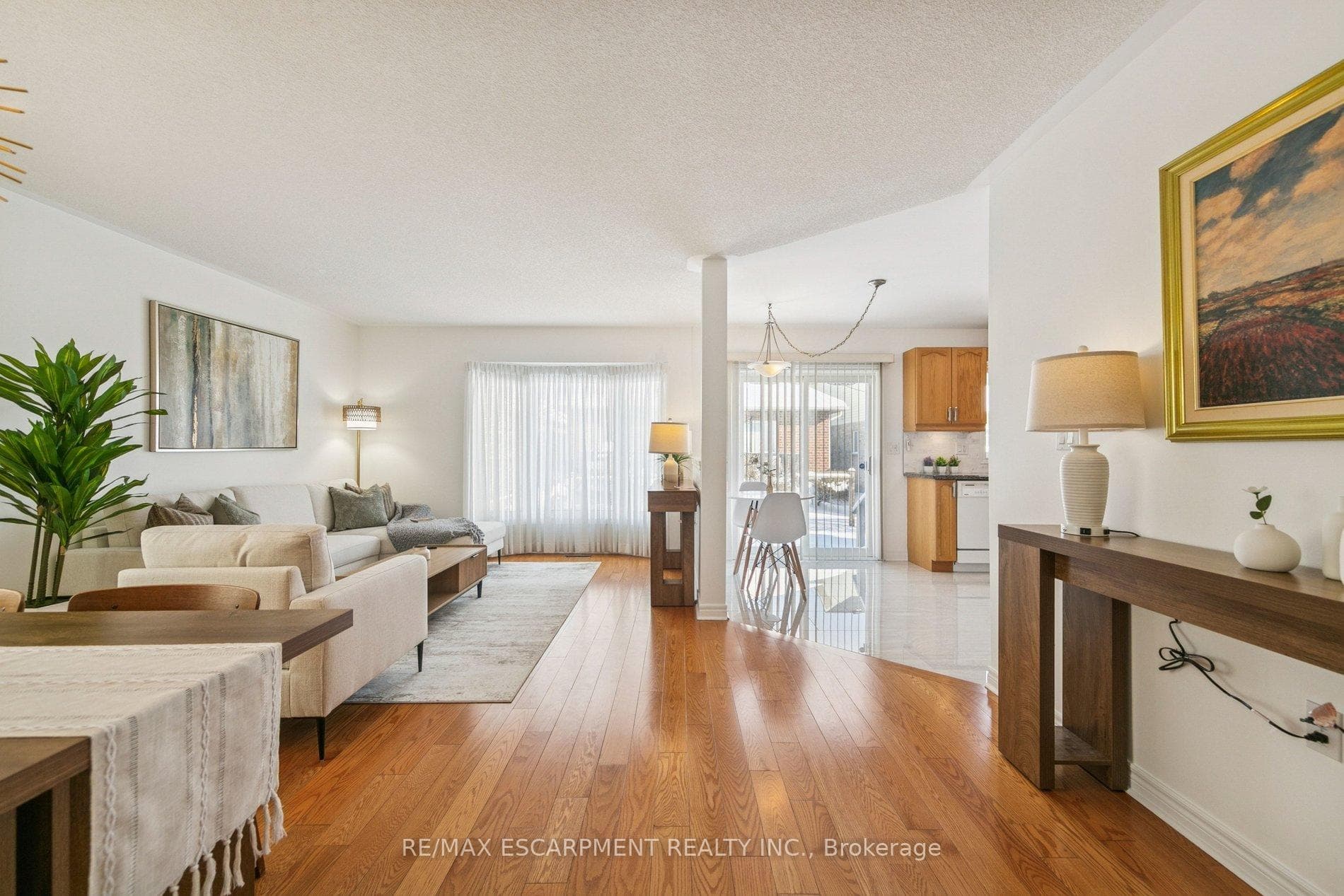 Living overlooking kitchen